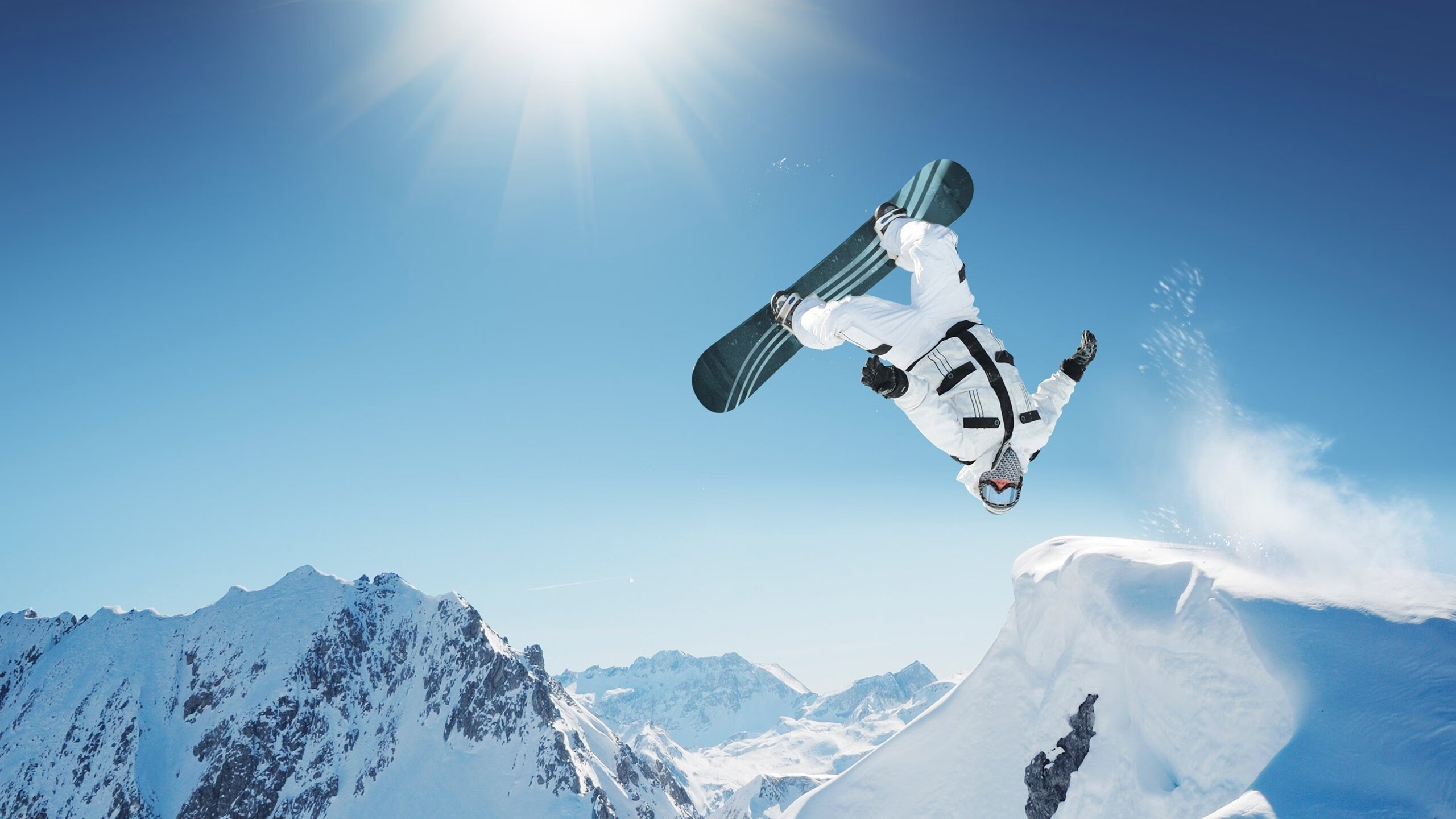 山地自行车赛,风火轮上的速度与激情,山地自行车风火轮荧光棒